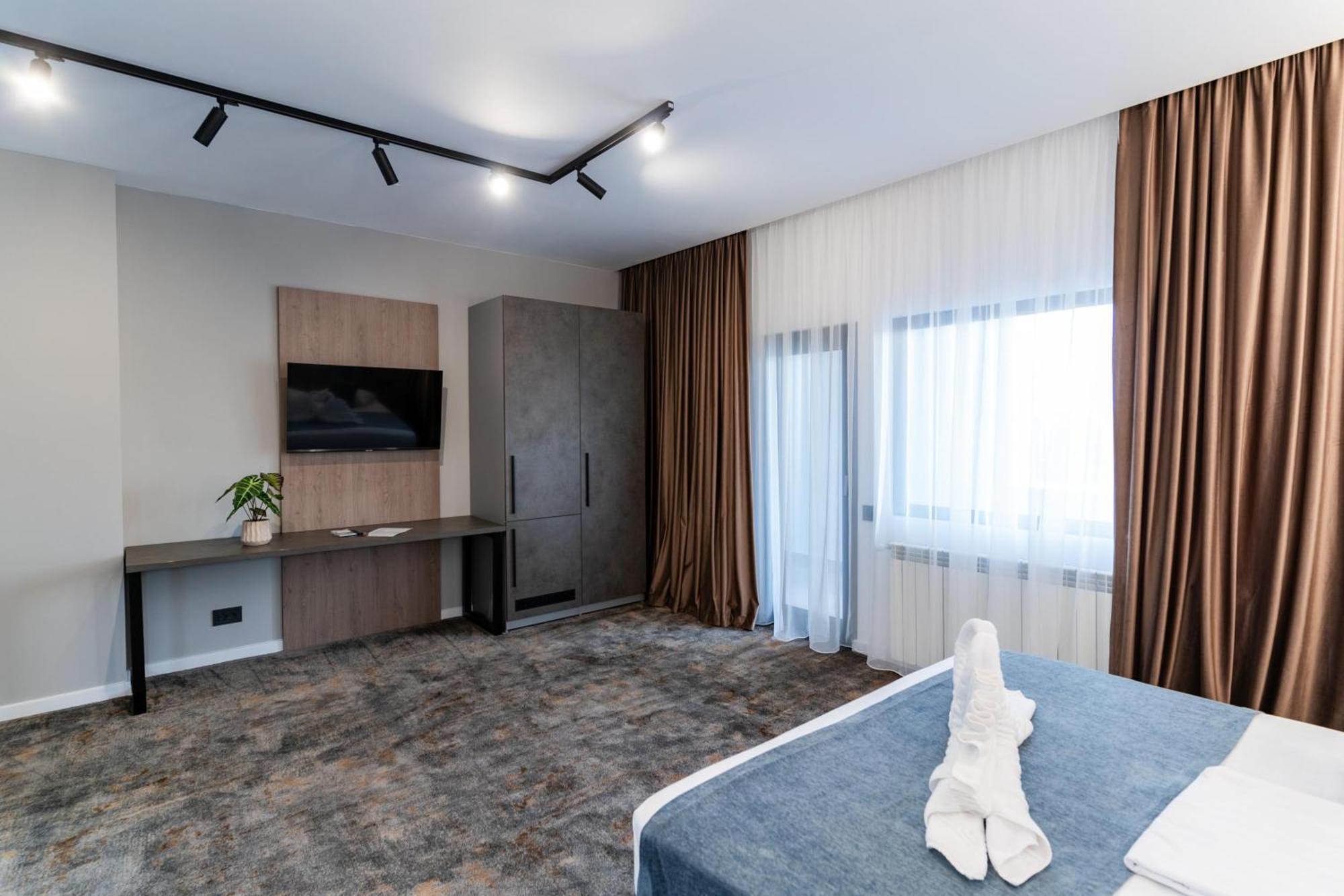 Hotel Luxor Medgidia Dış mekan fotoğraf
