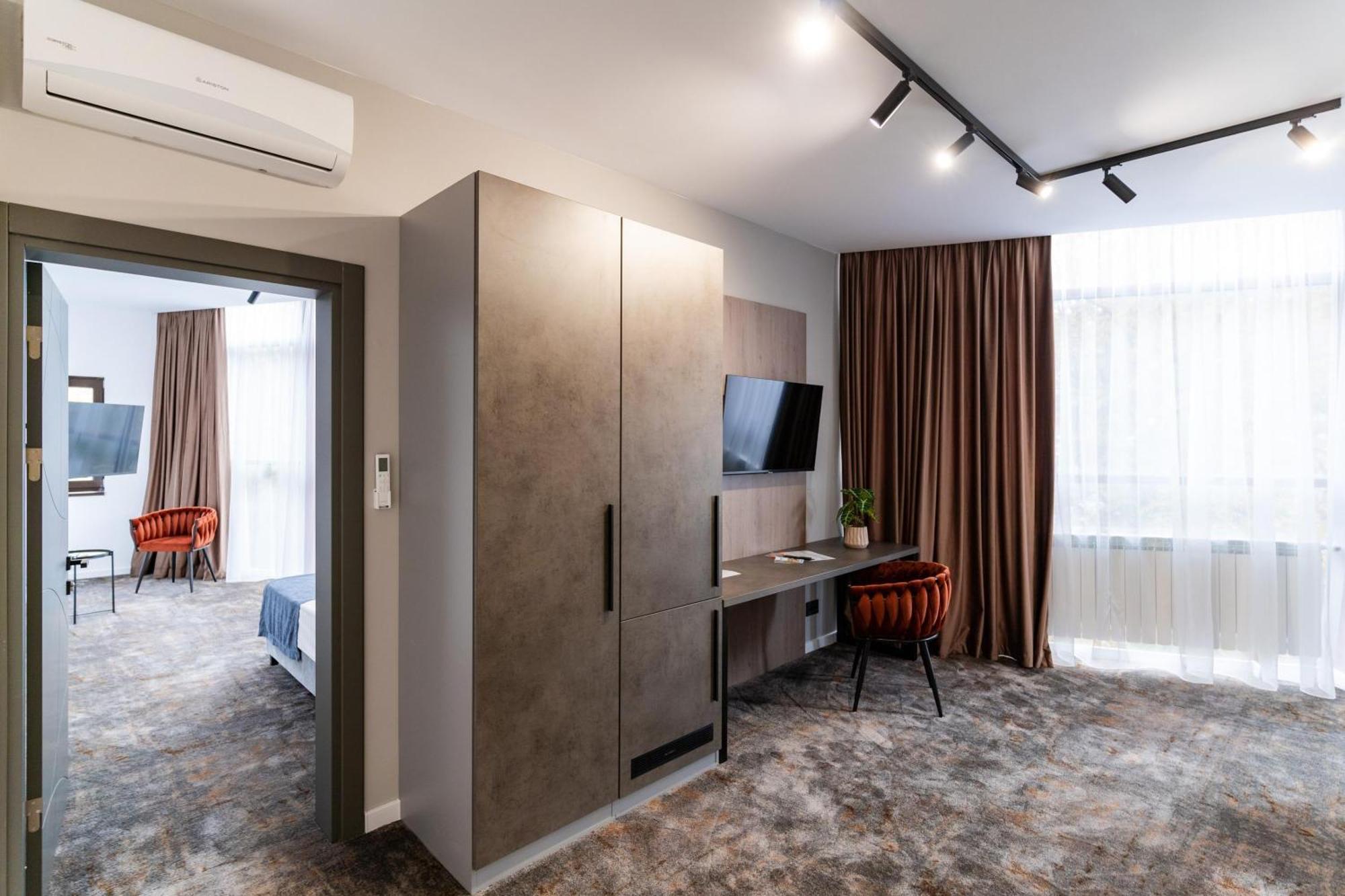Hotel Luxor Medgidia Dış mekan fotoğraf