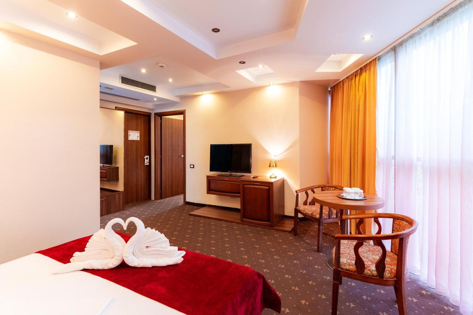 Hotel Luxor Medgidia Dış mekan fotoğraf