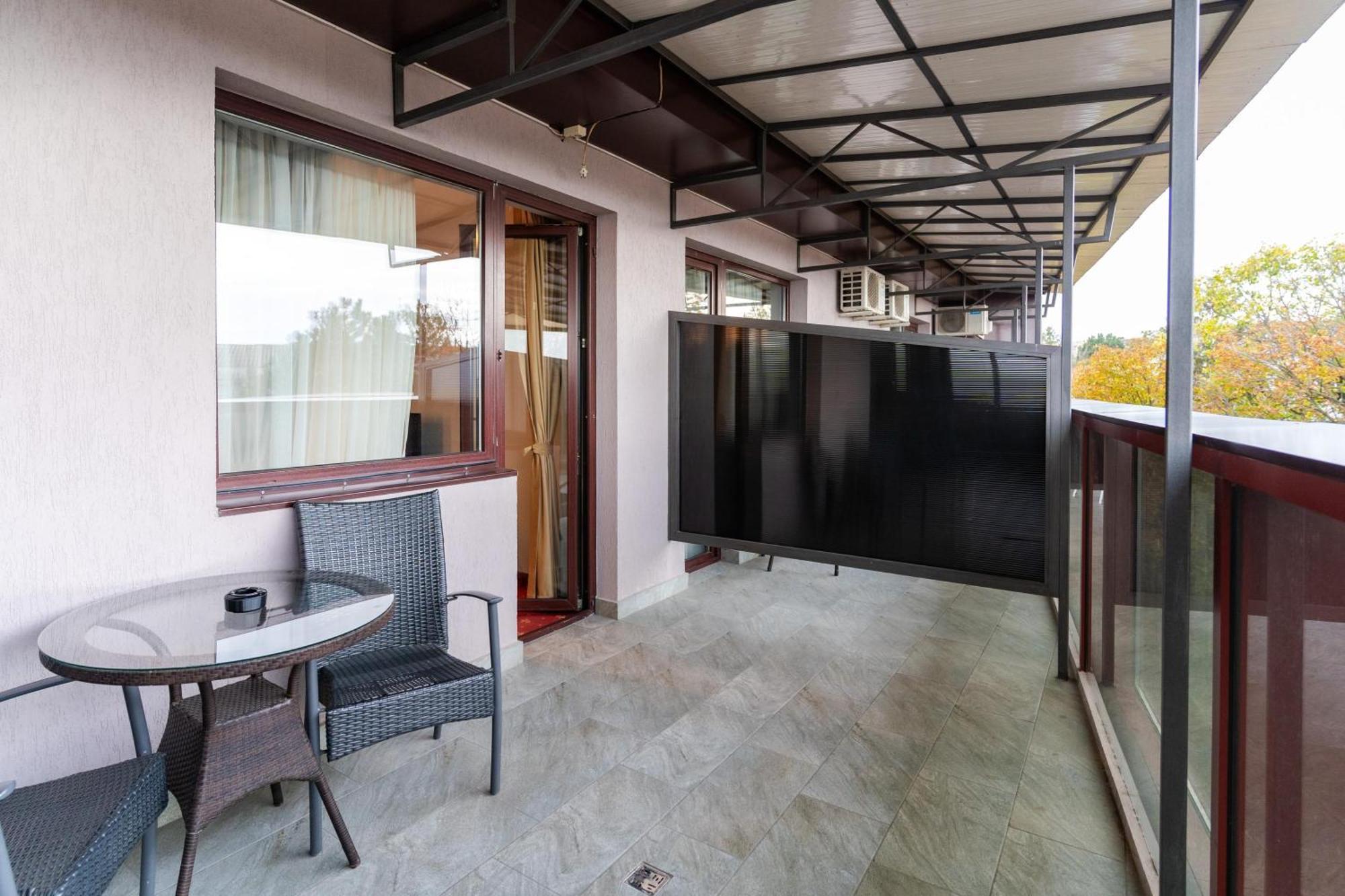 Hotel Luxor Medgidia Dış mekan fotoğraf
